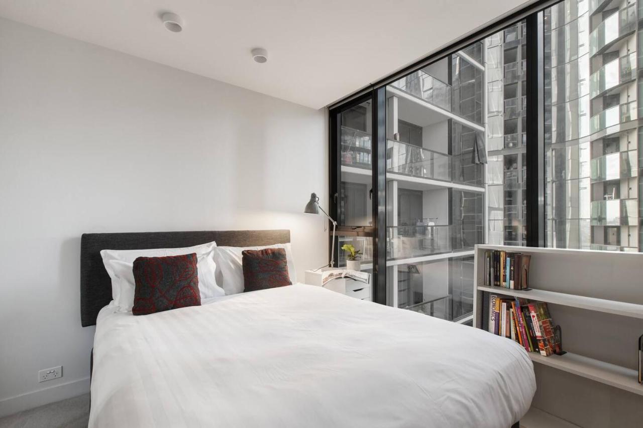 Central Sleek City Living Close To Everything Melbourne Esterno foto