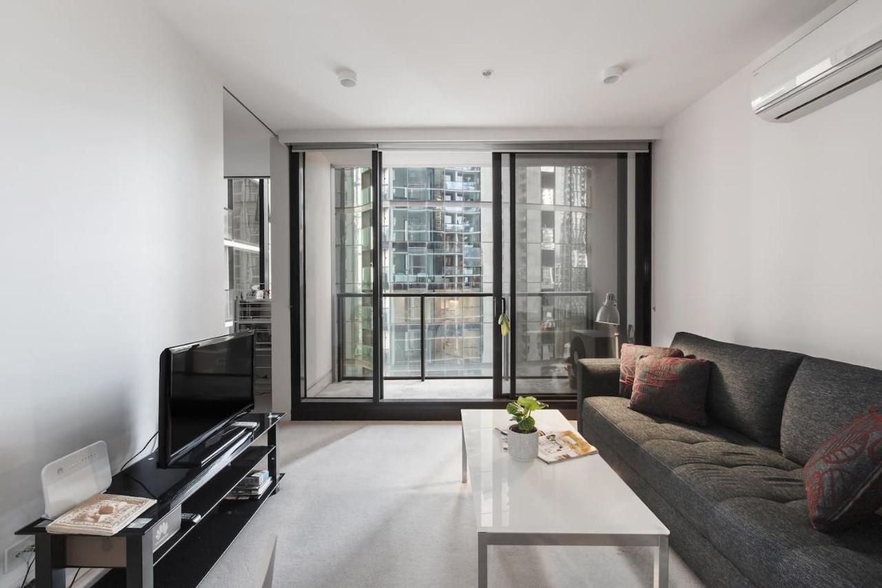 Central Sleek City Living Close To Everything Melbourne Esterno foto